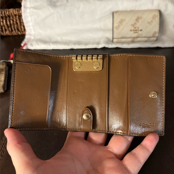 Coach4 pc SLG set Fair to VG condition - Picture 11 of 16